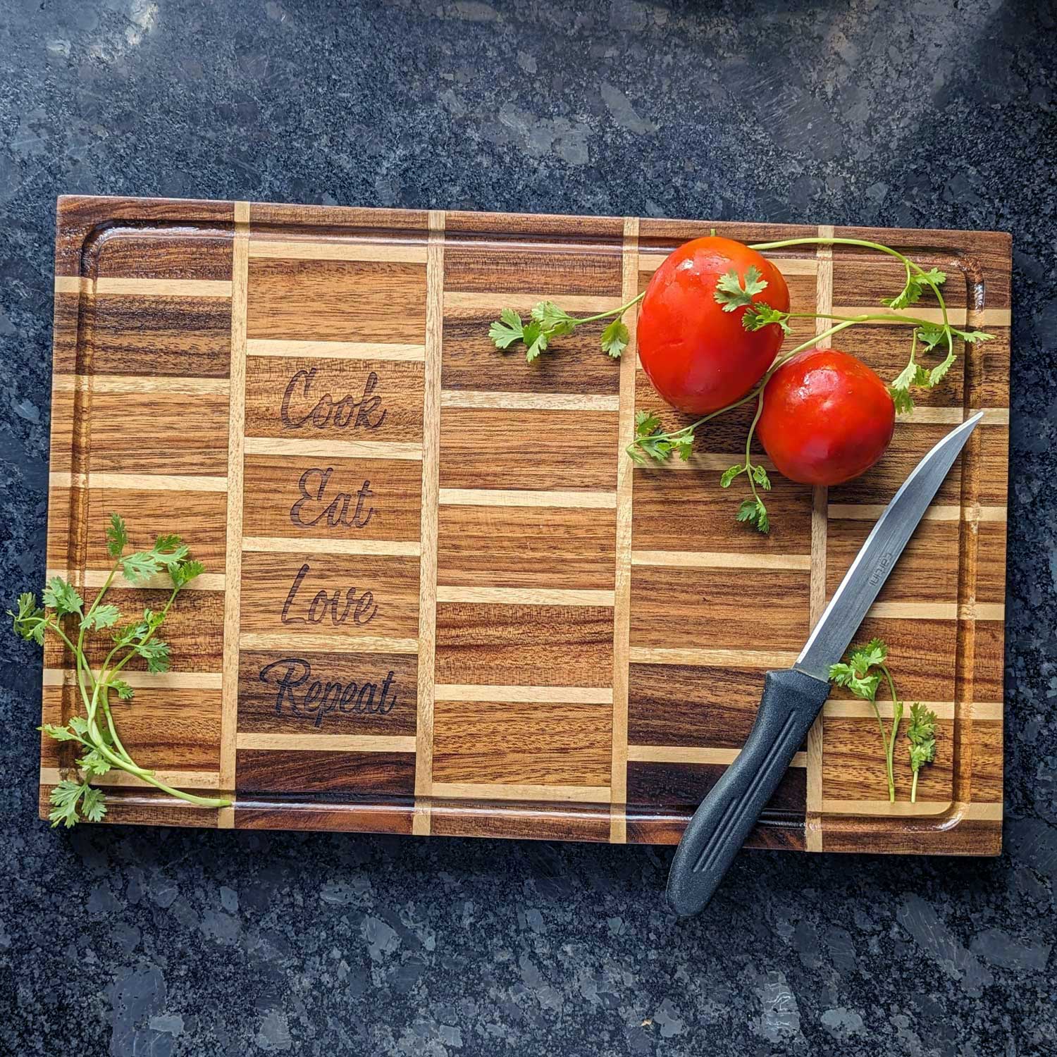 Brick Pattern Wooden Chopping Board